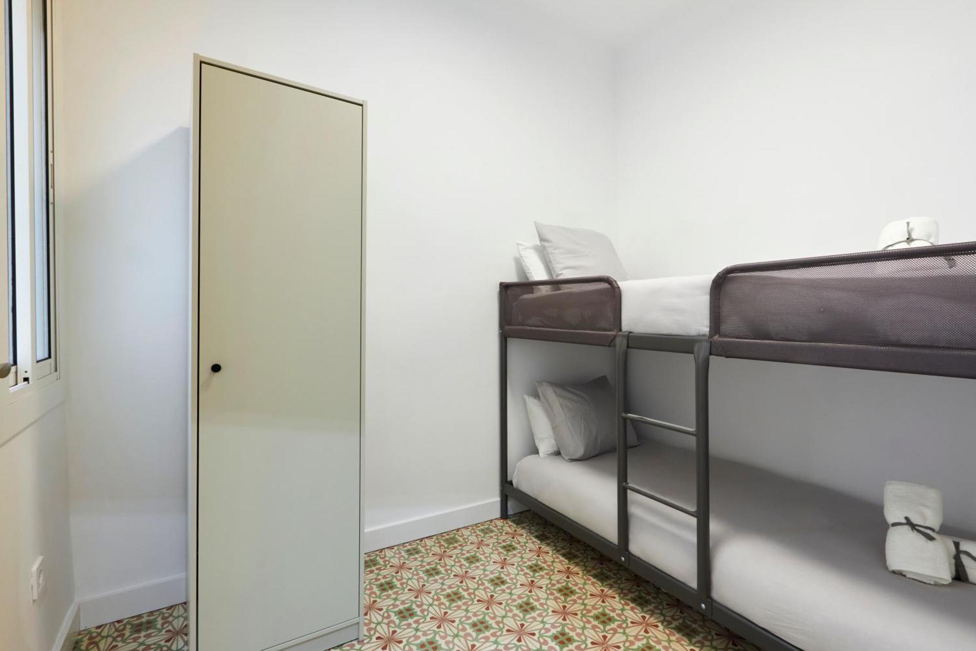 Comfortable Apartment Next To Apolo Theater Barcelona Exterior photo